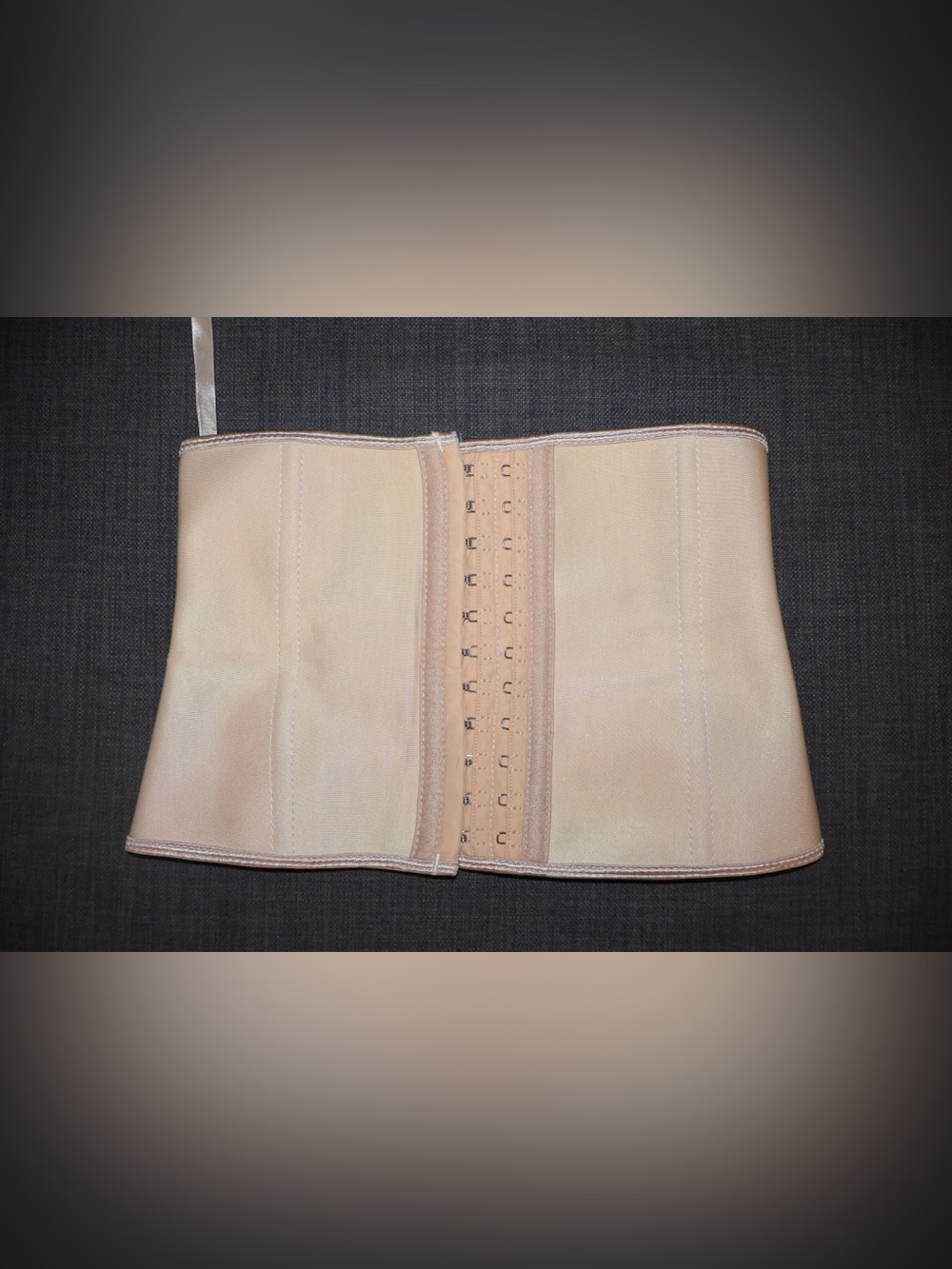 Short torso Beige Latex Waist Trainer / Corset Cincher - Size XS